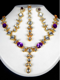 Kundan Jewelry Set